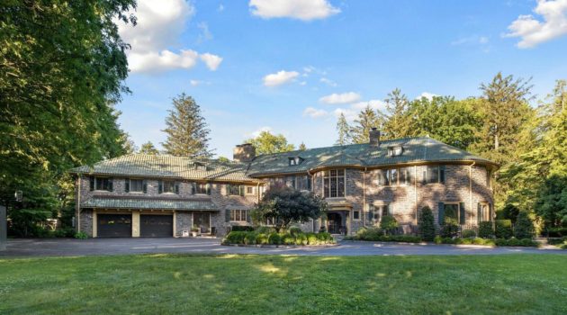 Italianate Villa Bowman Ave